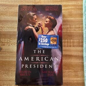 The American President VHS Tape